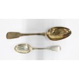 Scottish provincial silver tablespoon, Dundee circa 1820, possibly by William Leighton, 22cm long,