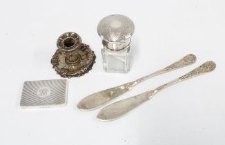 Early 20th century silver topped glass jar / bottle7cm high, two silver butter knives, a small white