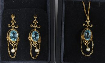 9ct gold pendant necklace, Sheffield 1990 together with matching 9ct gold drop earrings, both in