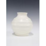 Wedgwood vase, designed by Keith Murray, shape no. 4196, 19cm
