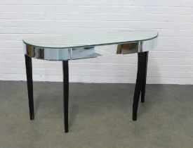 Mirrored glass consol table, 112 x 71 x 35cm.