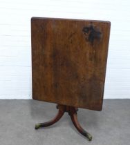 Georgian mahogany pedestal tilt top table, 93 x 73 x 81cm.