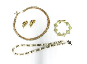 Gilt metal costume jewellery together with a faux pearl necklace (a lot)