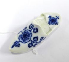Meissen blue and white miniature porcelain Turkish slipper, blue crossed swords mark, 9cm