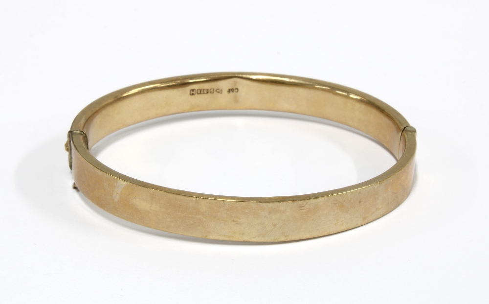 9ct gold stiff hinged bangle, Chester 1958 - Image 3 of 4