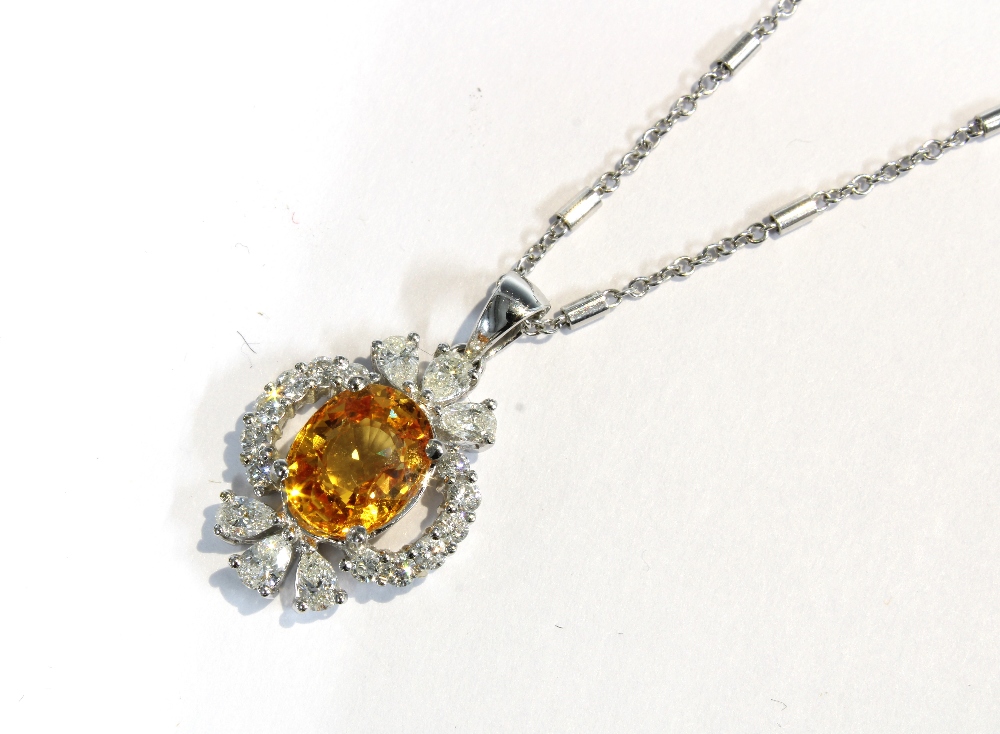 18ct white gold pendant with an orange sapphire within a surround of bright cut & pear shaped - Image 3 of 4