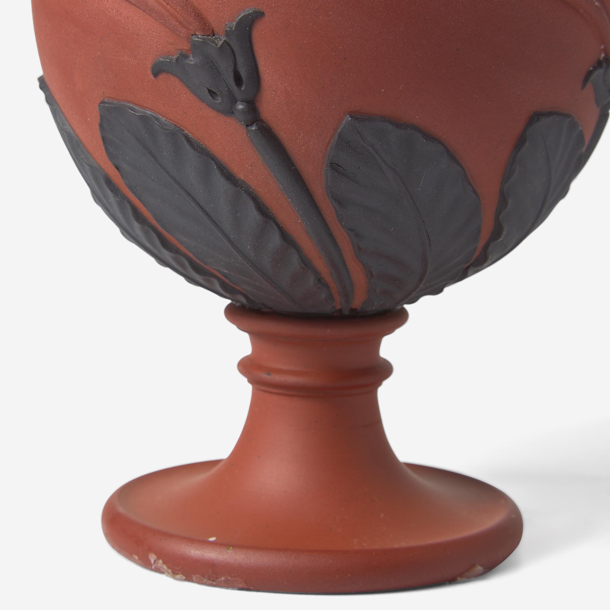 A Pair of Wedgwood Black Basaltes-Decorated Rosso Antico "Tendril" Vases UK, circa 1800 - Image 4 of 4