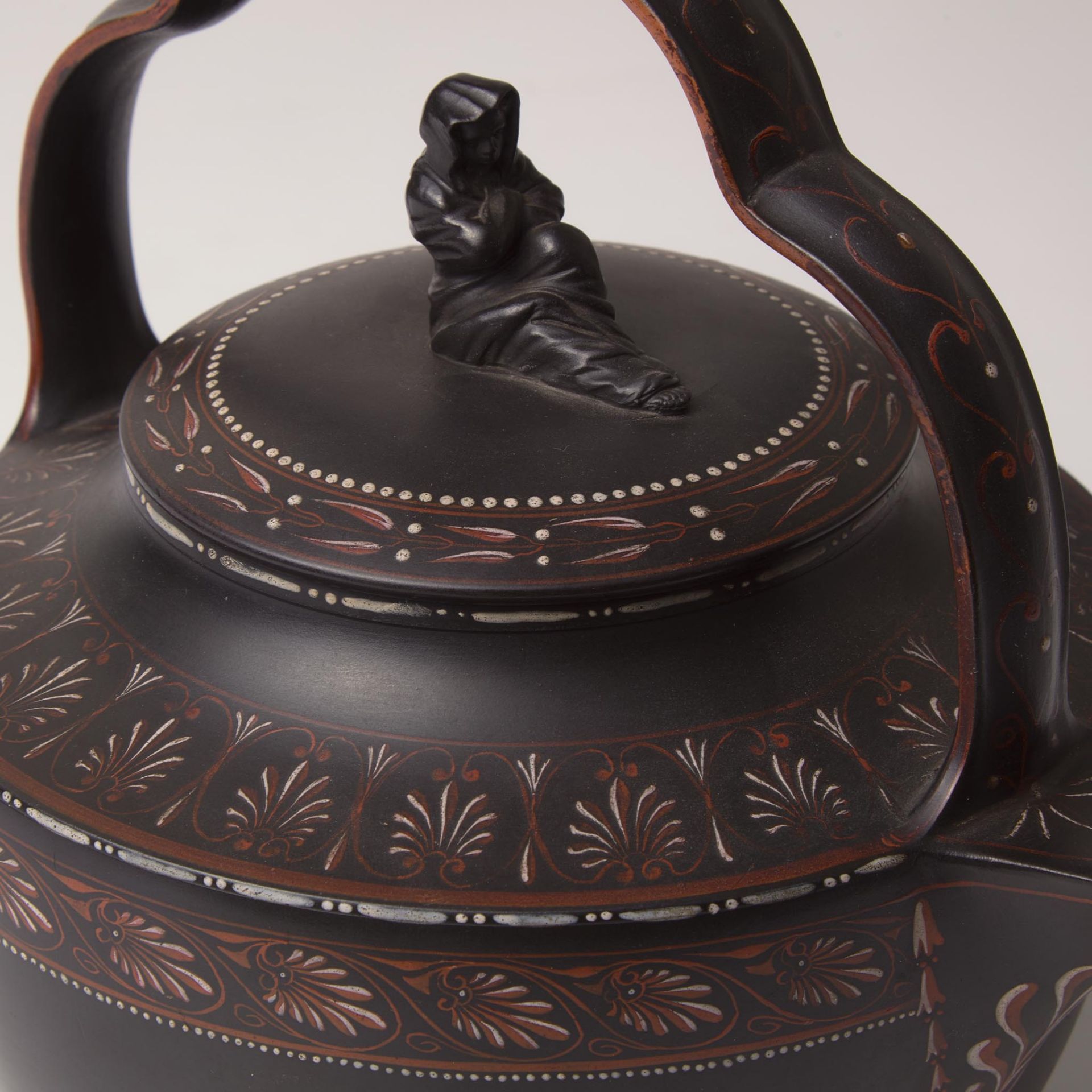 A Wedgwood Encaustic-Decorated Black Basaltes (Basalt) Rum Kettle UK, 1770s - Image 2 of 3