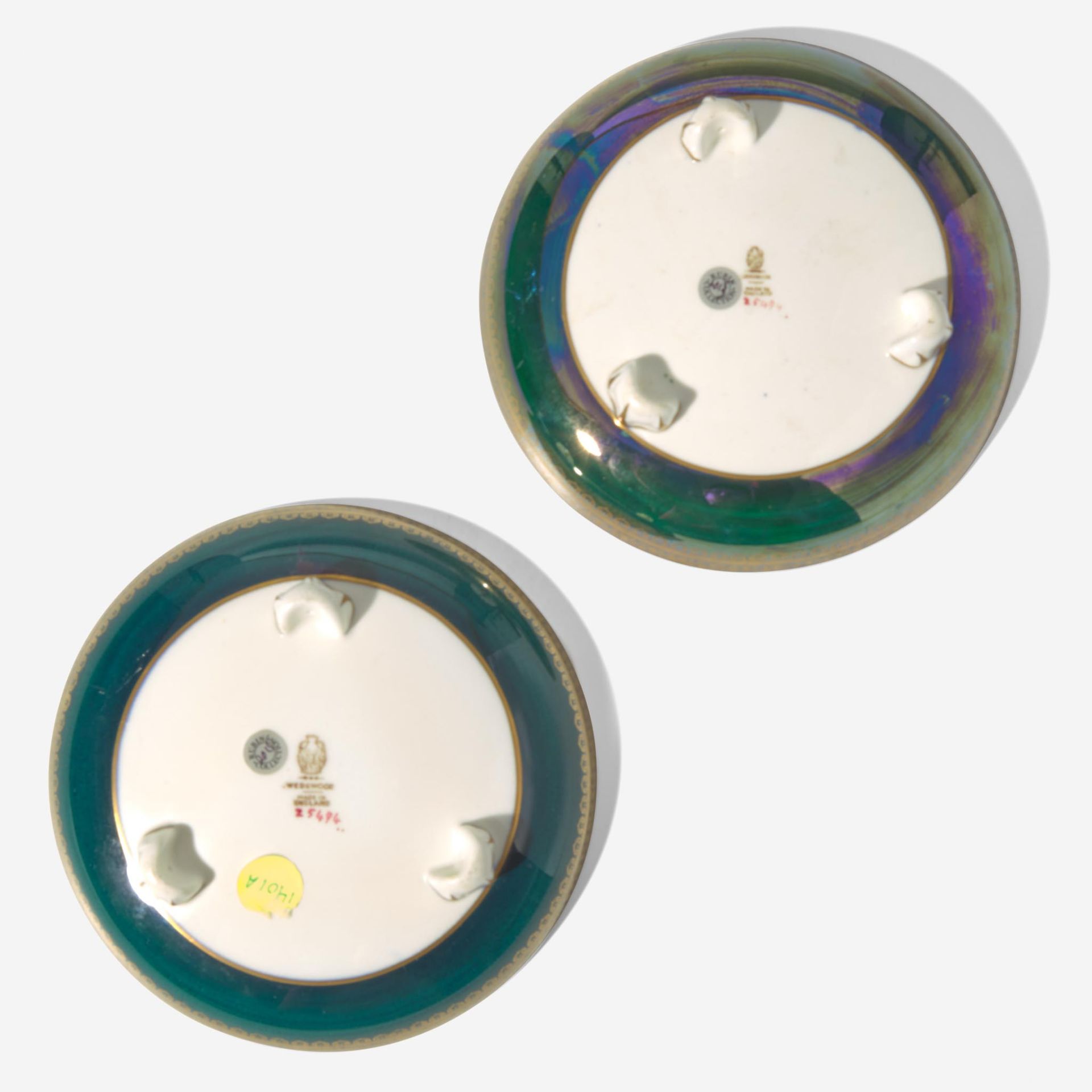 A Pair of Wedgwood Fairyland Lustre Nizami Three-Footed Trays UK, late 1920s - Image 3 of 3