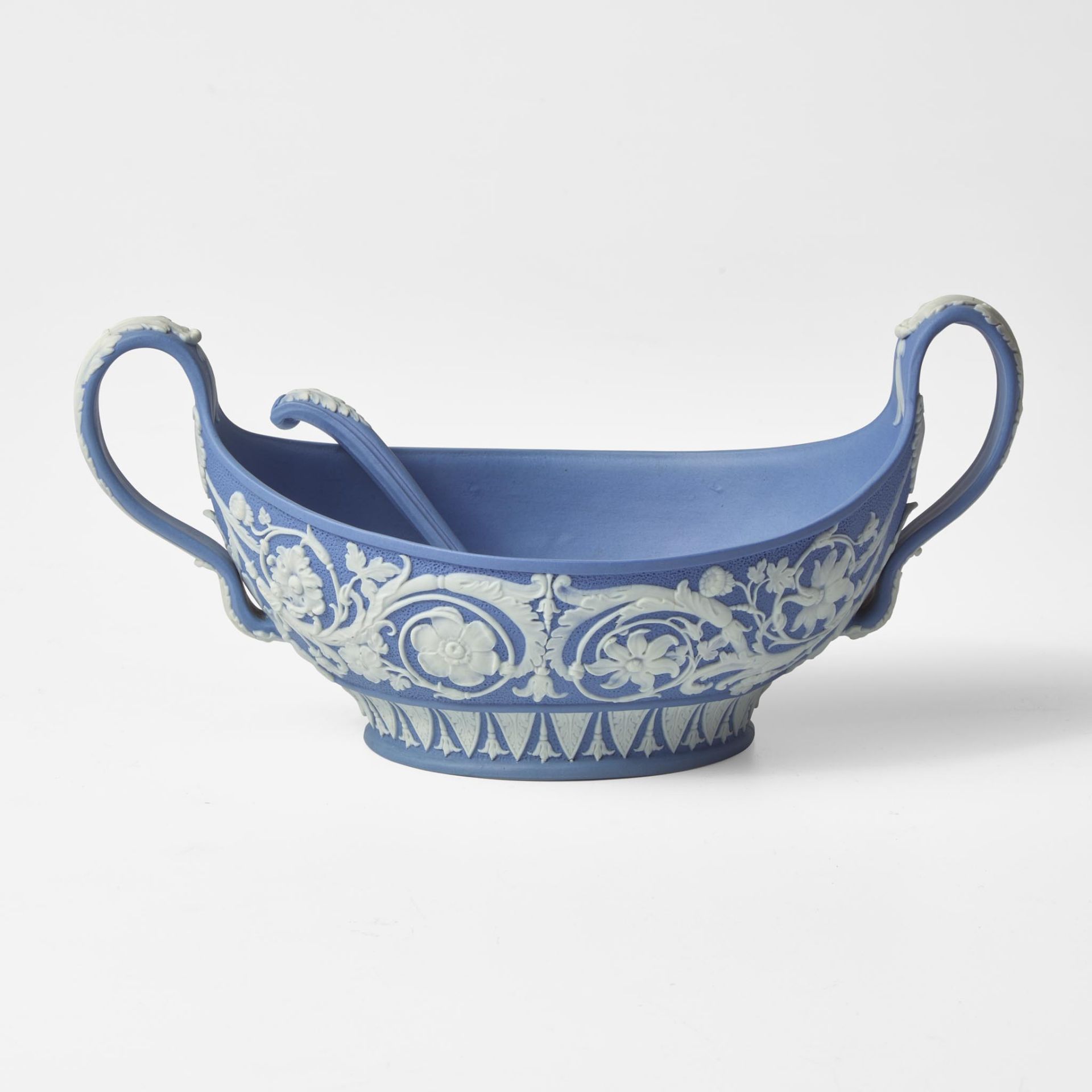 A Wedgwood Solid Blue Jasperware Handled Bowl and Spoon UK, 1780s