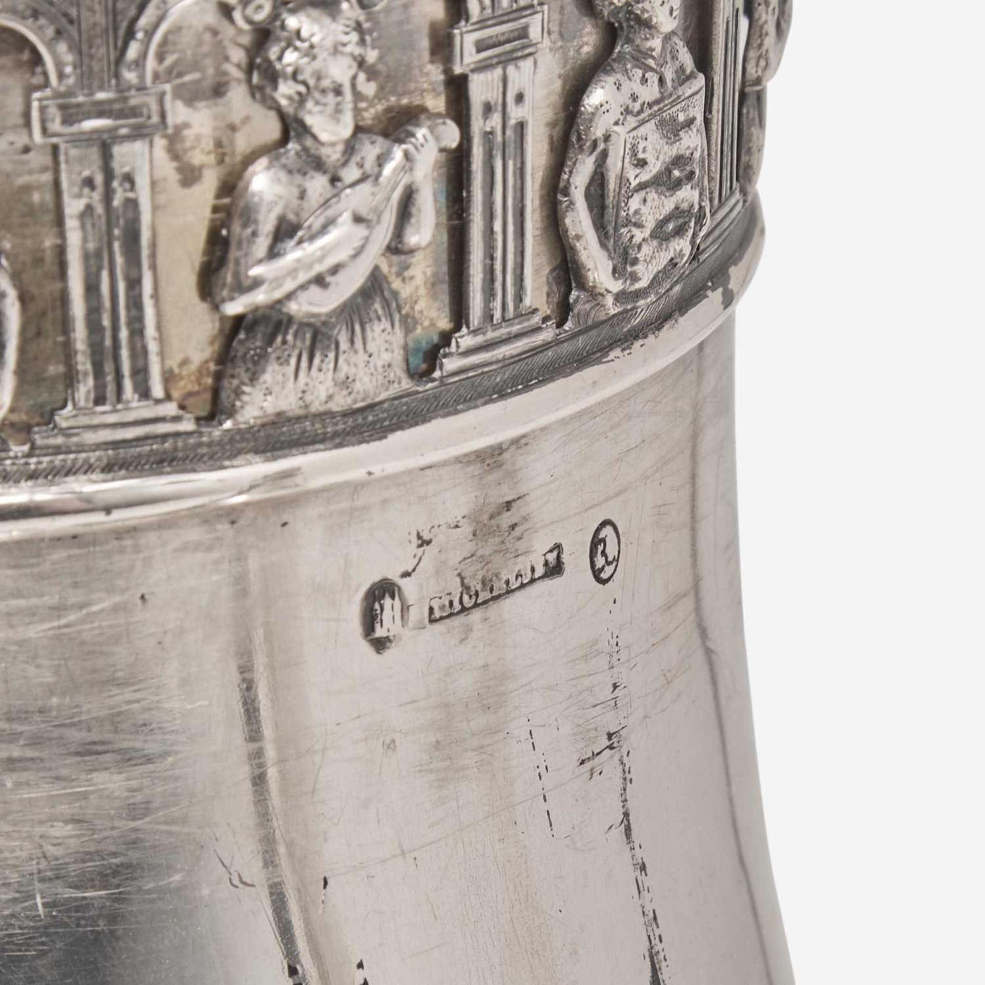 A Danish silver covered drinking horn on stand The horn by Anton Michelsen (1809-1877), the stand - Bild 4 aus 4