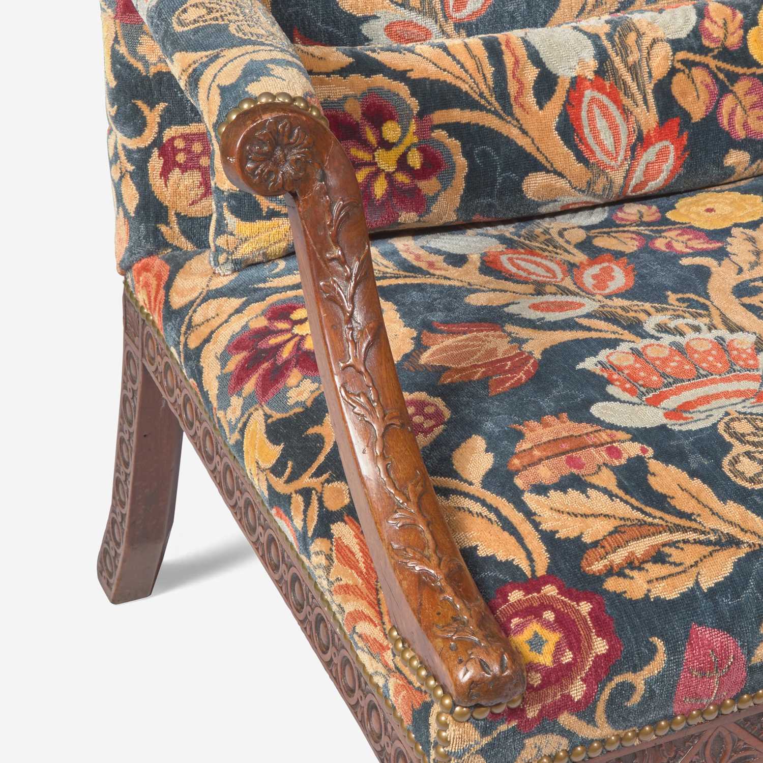 A George III carved walnut library armchair circa 1765 - Image 4 of 4