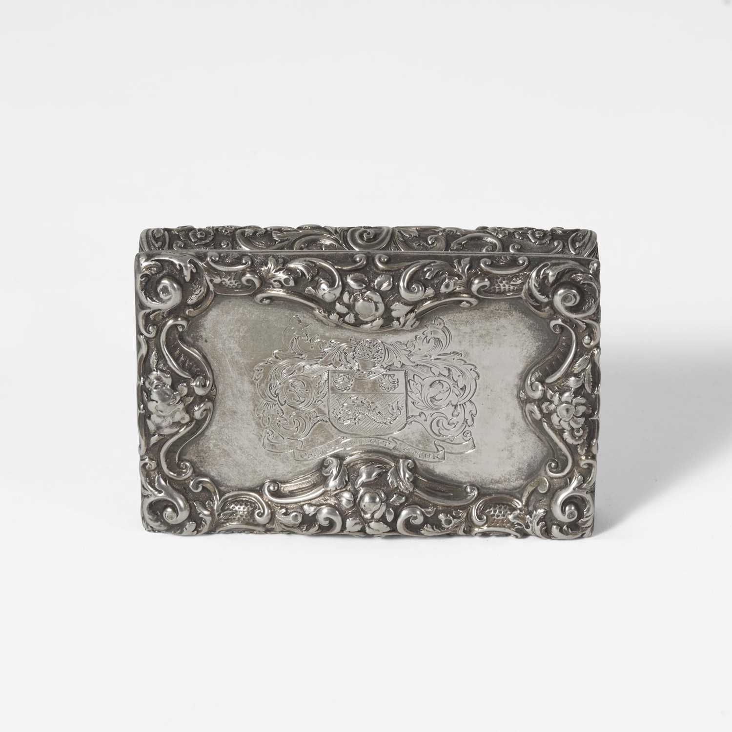 A group of five assorted sterling silver and silver-mounted boxes Various English and Continental - Image 7 of 7