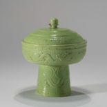 A CHINESE GREEN GLAZED FOOD VESSEL 'DOU' WITH INSCRIPTION 'FANG QI TAI GONG DOU (仿齊太公豆)