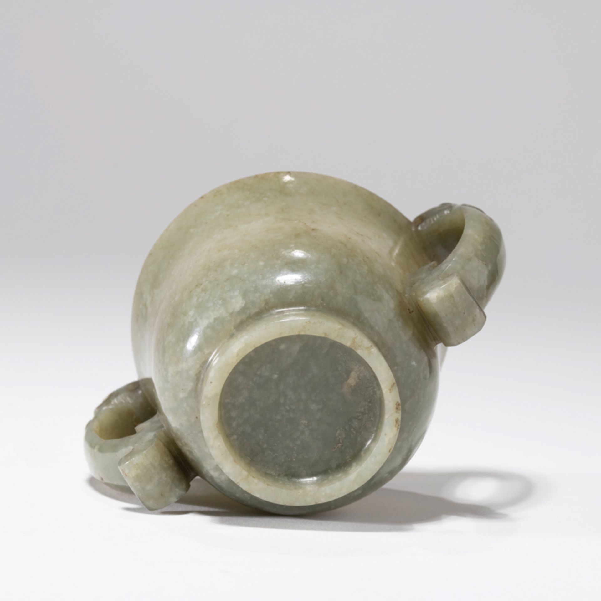 A CHINESE GREEN JADE BEAST-HANDLED CENSER - Image 7 of 9