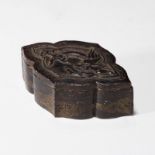 A SMALL CHINESE SHOUSHAN STONE 'DRAGON' INCENSE BOX