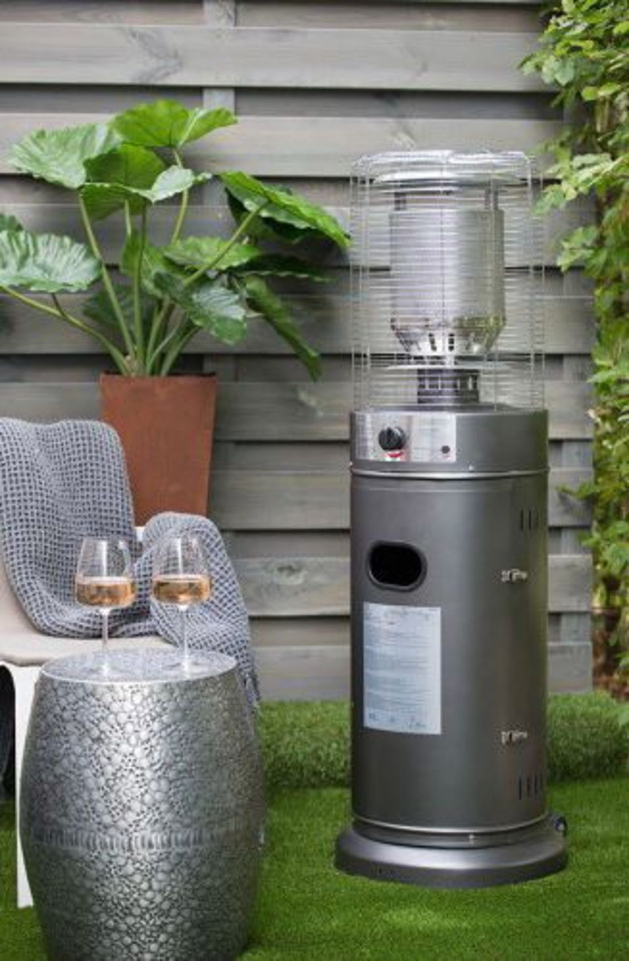 Brand New Boxed RRP £259 - Sunred Propus LH15G Luxury Outdoor Garden Gas Patio Heater