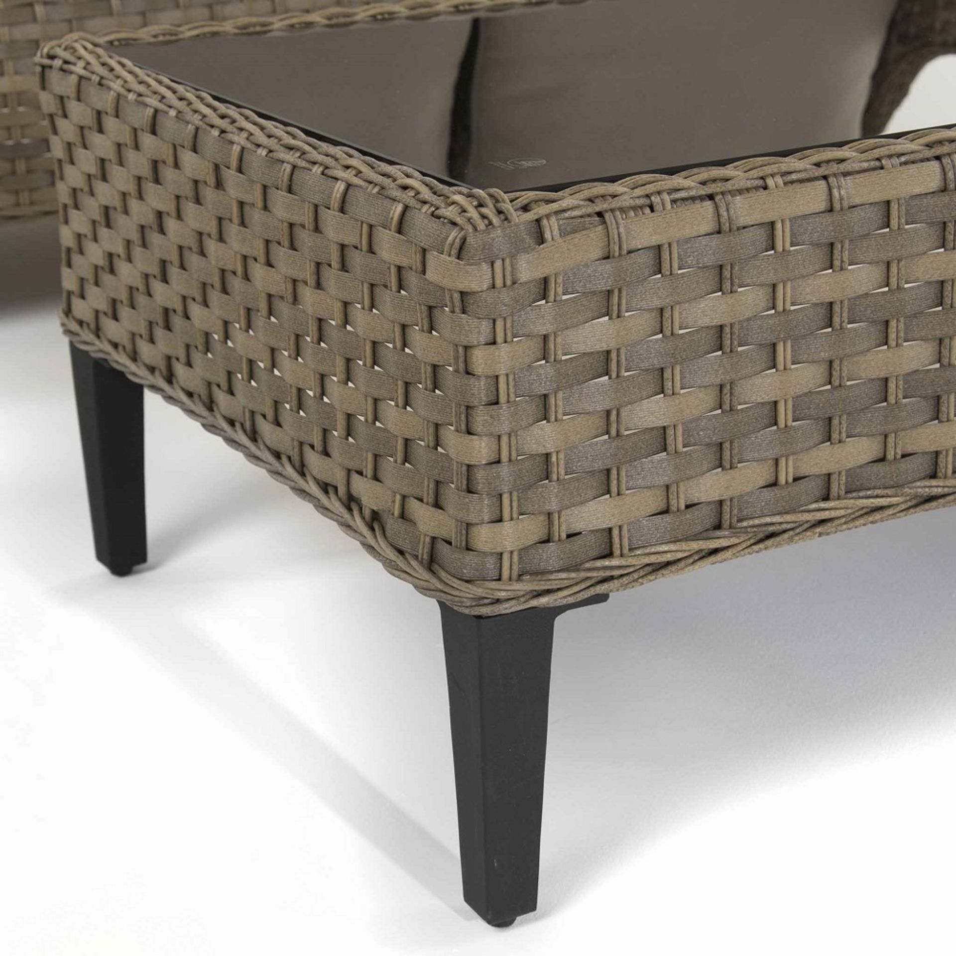 BRAND NEW- RRP £3396 - 'Home Junction Isla' PREMIUM Rattan Garden Furniture Sofa Set + Coffee Table - Image 7 of 8