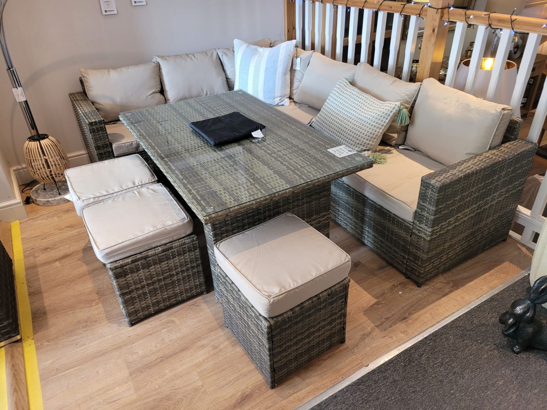 BRAND NEW BOXED - Rattan Garden Furniture Brown Natural Corner Sofa Dining Table Patio Set. - Image 2 of 11