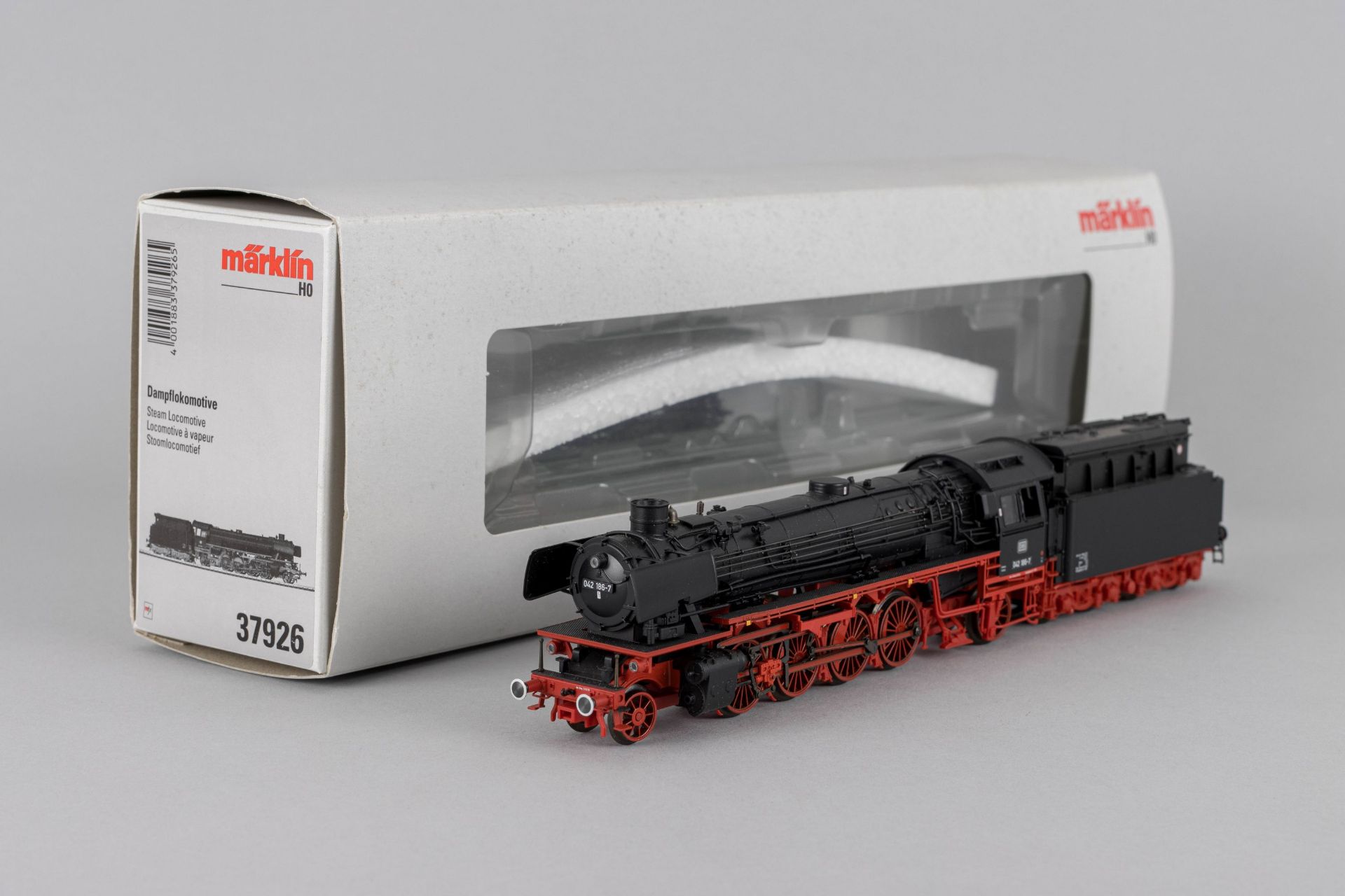 MÄRKLIN H0 | Dampflokomotive BR 042 der DB (042 186-7) mit Tender