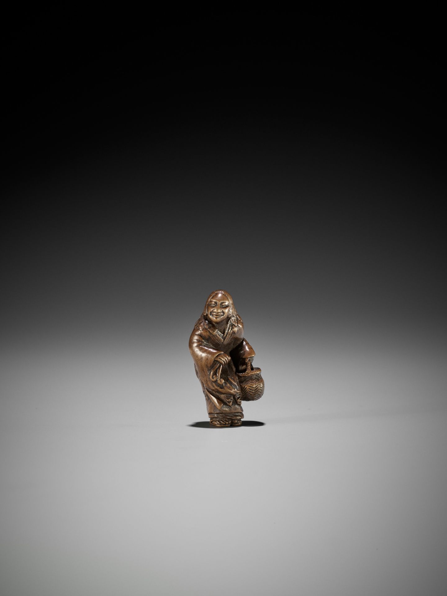 ENSAI: A VERY RARE WOOD NETSUKE OF TSURU SENNIN - Image 2 of 10