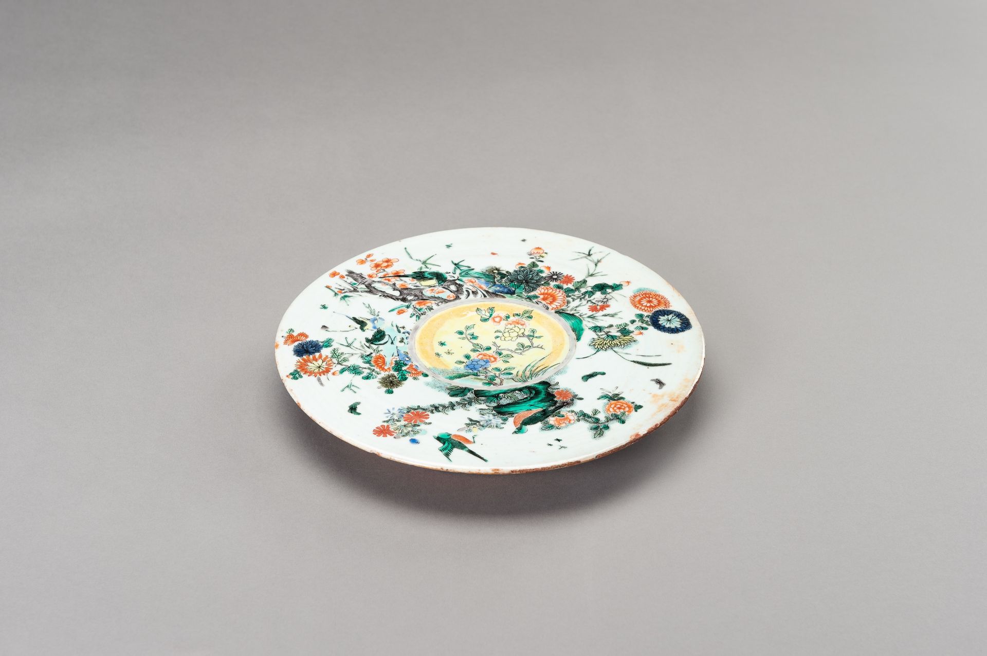 A FAMILLE VERTE CERAMIC TRAY, QING DYNASTY - Image 2 of 8