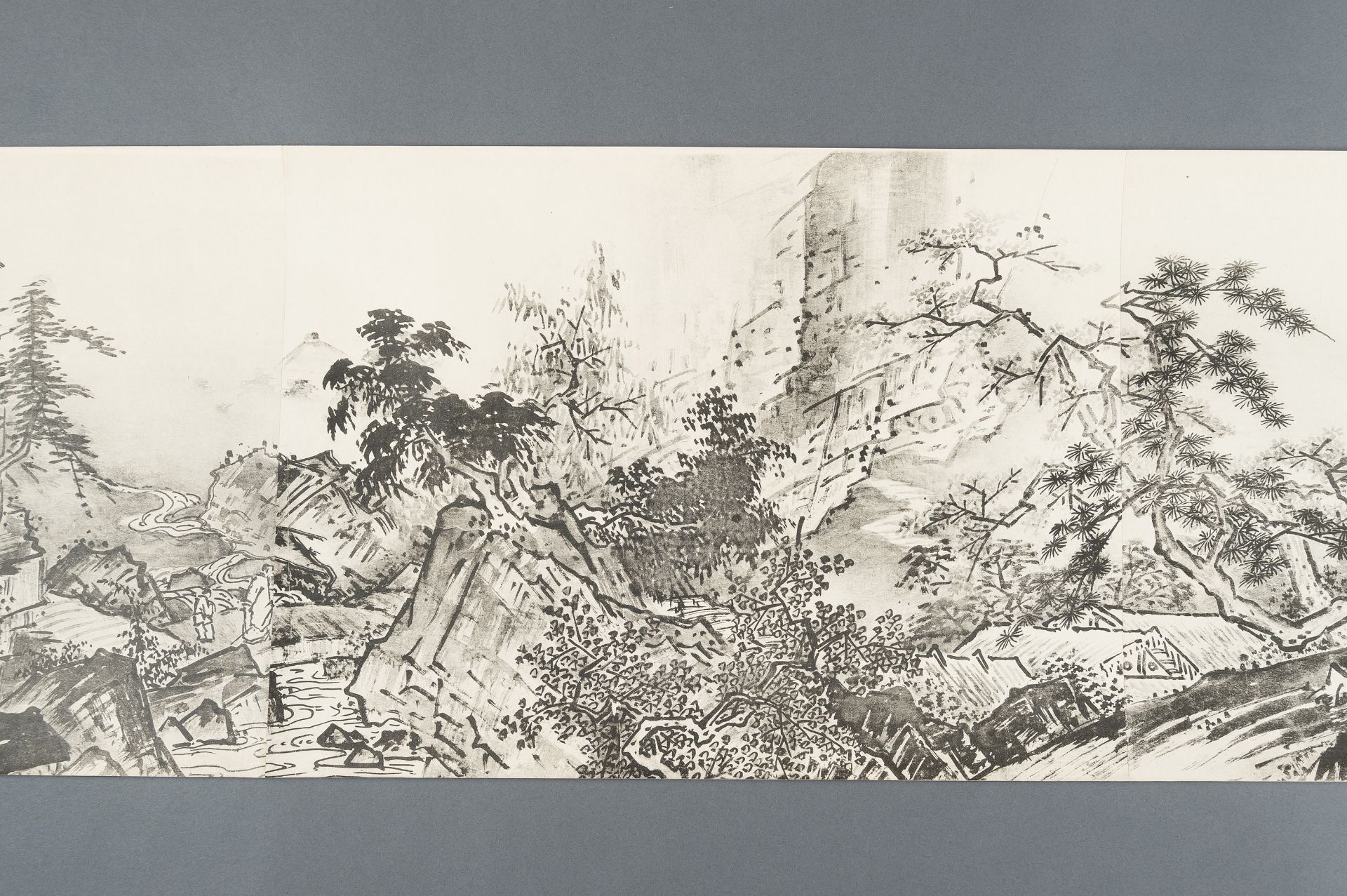 AFTER SESSHU TOYO: A VERY LONG PRINTED HANDSCROLL OF A LANDSCAPE - Bild 25 aus 41