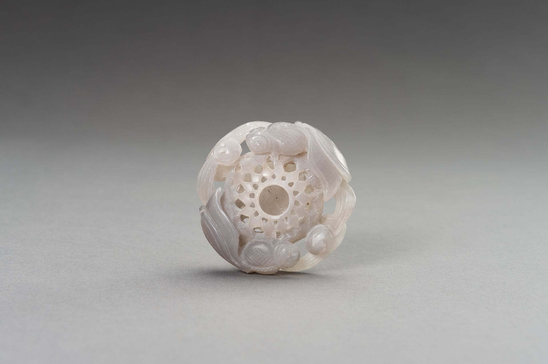 AN AGATE PARFUMIER, 20TH CENTURY - Image 8 of 9