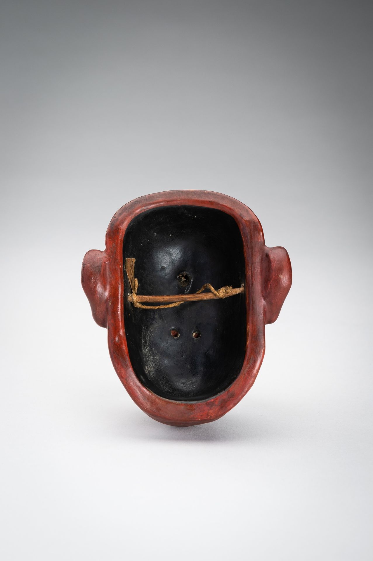 A SMALL LACQUERED WOOD MASK OF A MAN - Image 8 of 9
