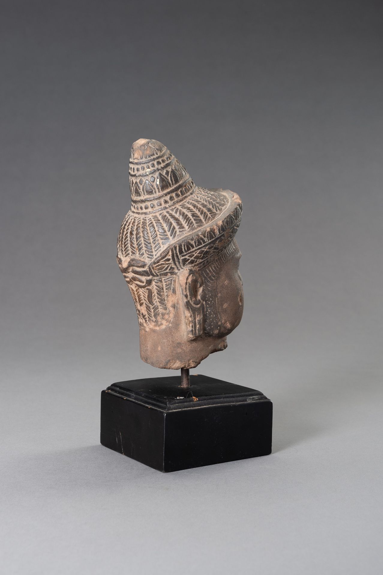 A STONEWARE MUSEUM COPY OF A KHMER HEAD - Image 6 of 11