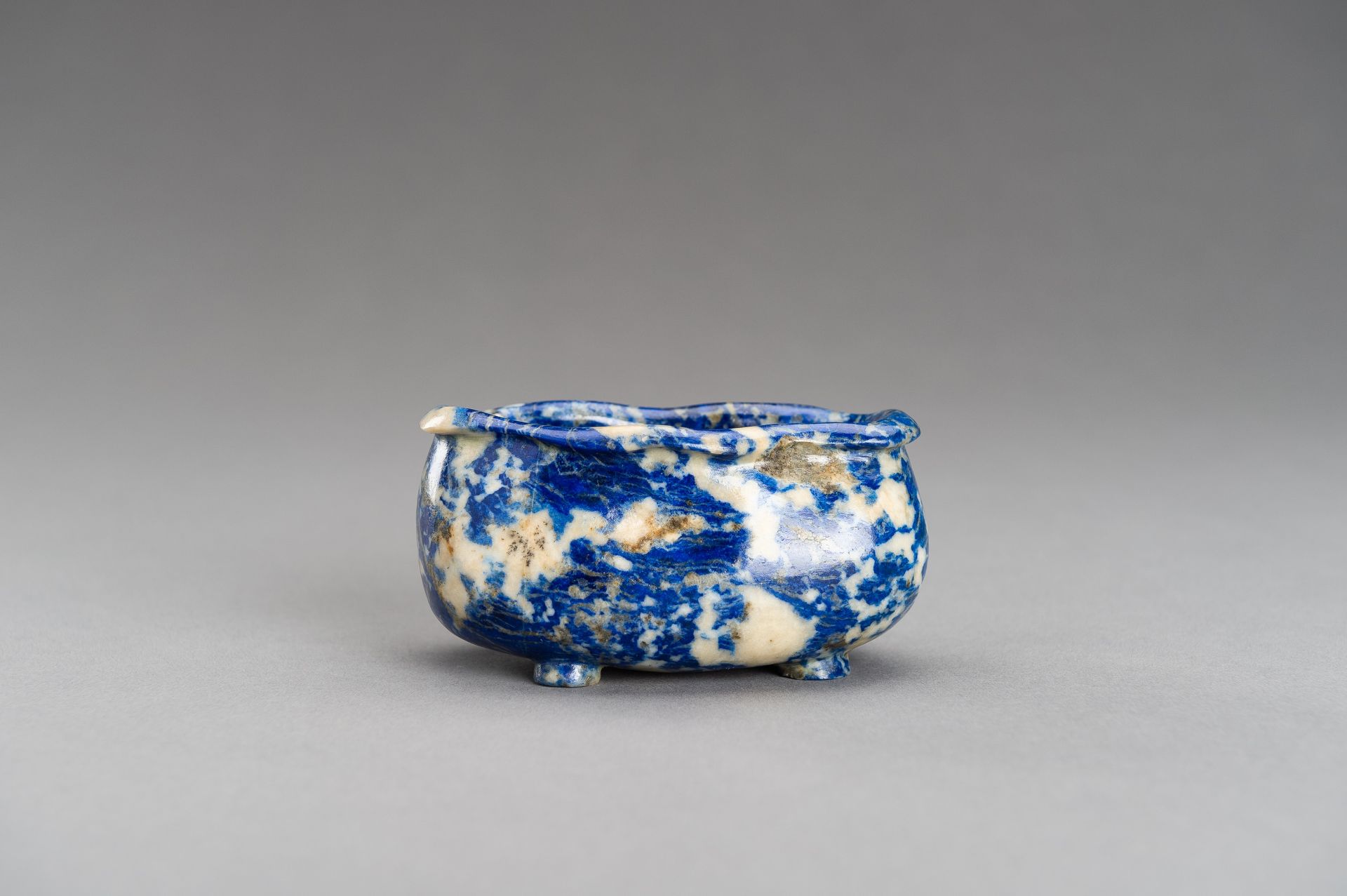 A LAPIS LAZULI BRUSHWASHER, QING - Image 11 of 12