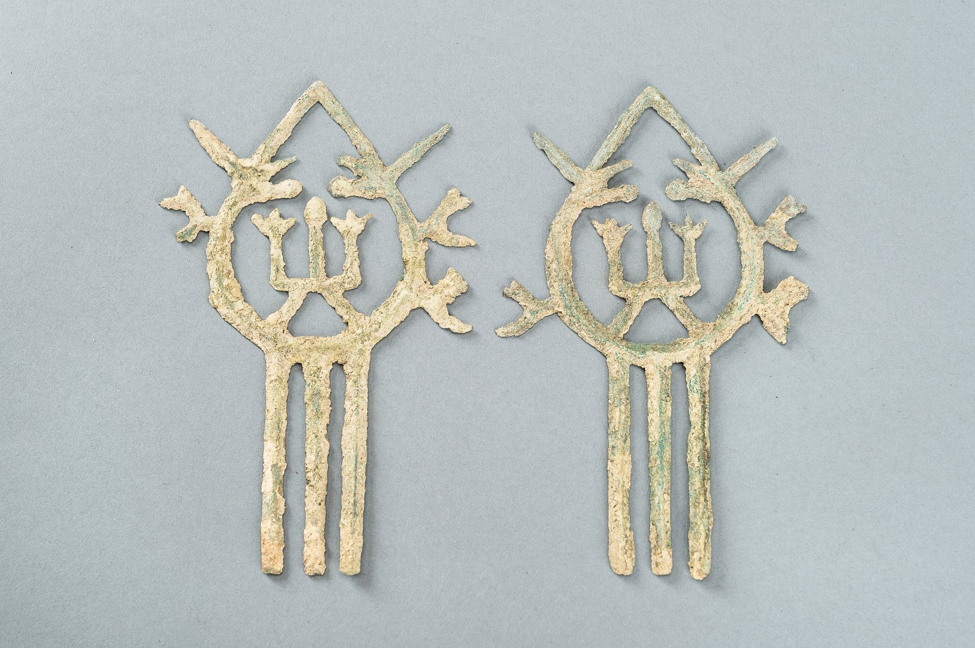 A PAIR OF BRONZE HAIRPINS, DONG SON CULTURE