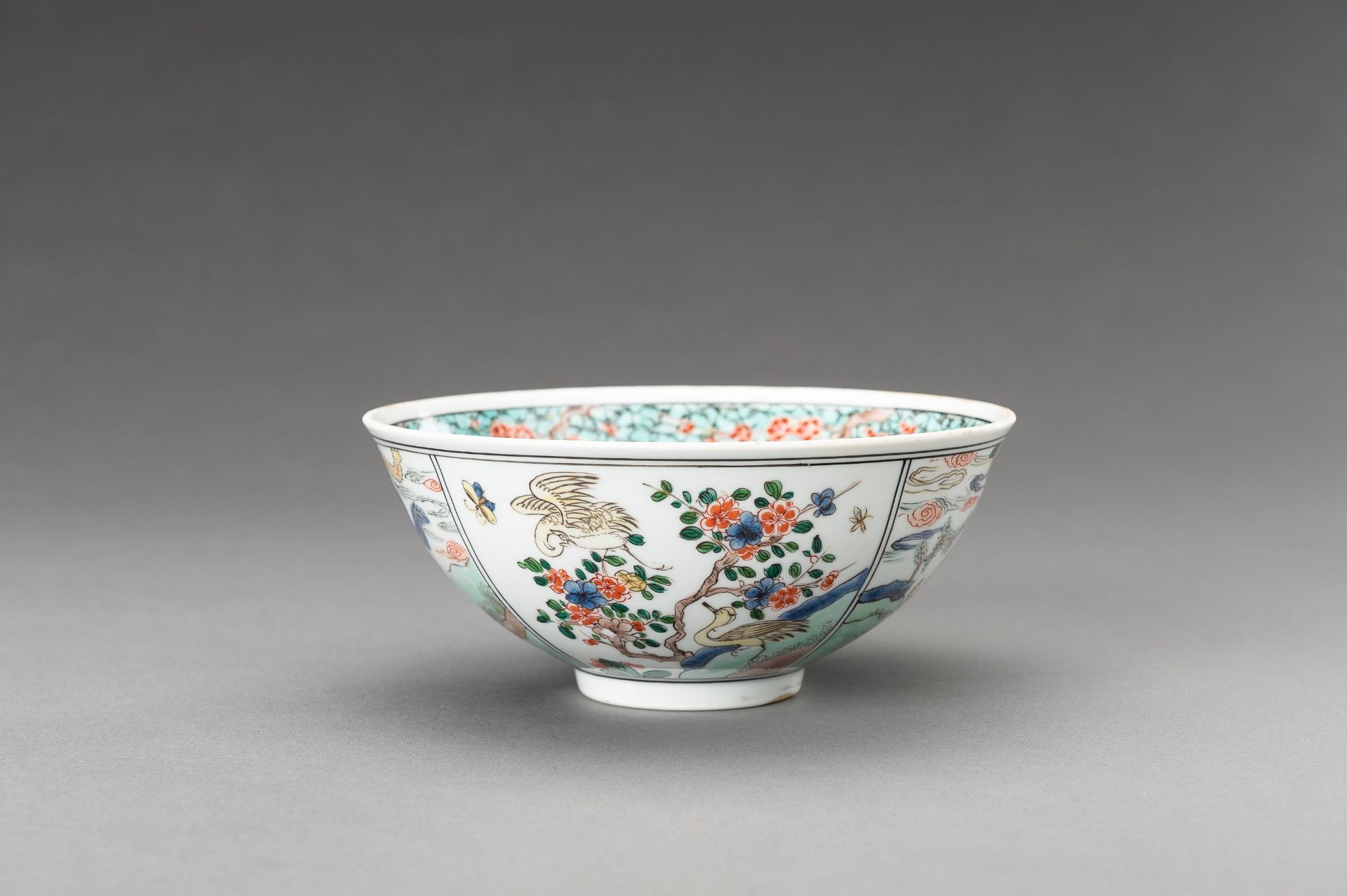 A SAMSON-STYLE COMPANY CHINOISERIE 'MYTHICAL CREATURES' PORCELAIN BOWL - Image 3 of 16