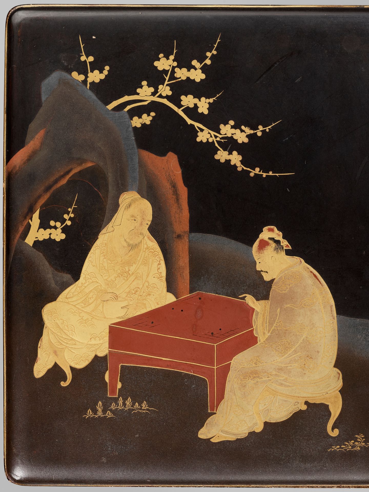 A LACQUERED SUZURIBAKO WITH SCHOLARS PLAYING GO - Image 4 of 10