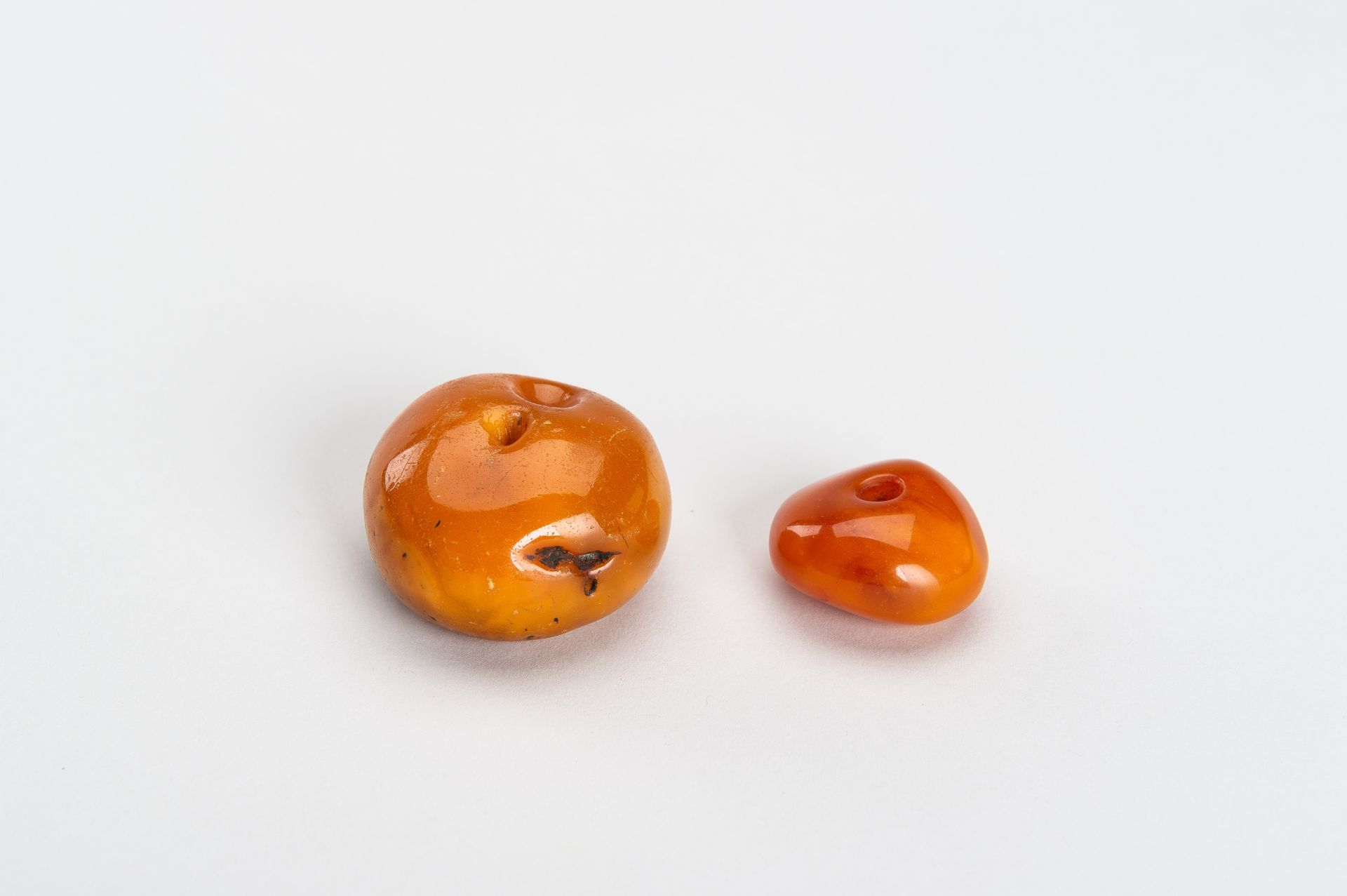 TWO MASSIVE HIMALAYAN AMBER BEADS - Image 7 of 10