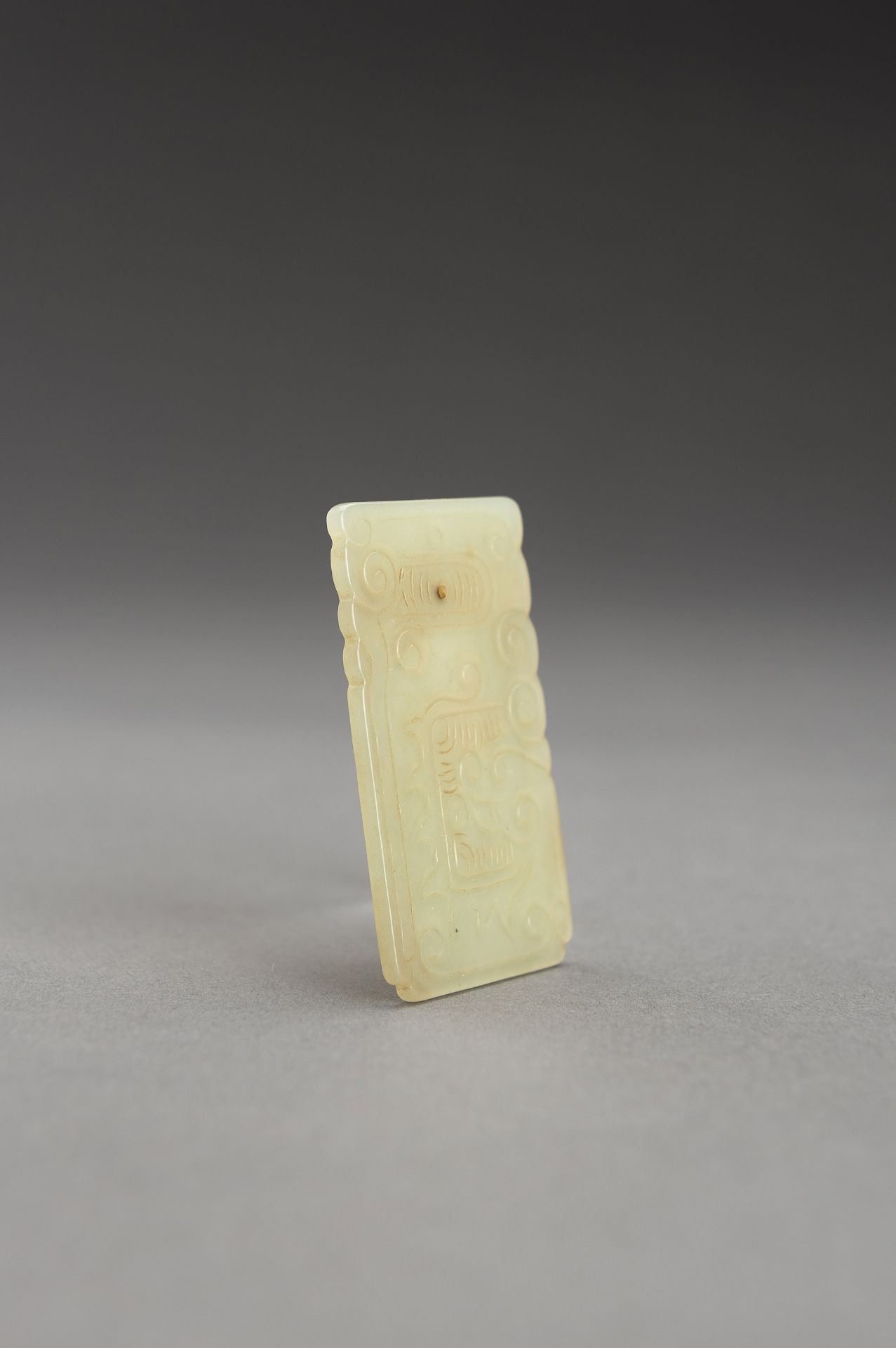 AN ARCHAISTIC PALE CELADON MINIATURE PLAQUE - Image 8 of 12