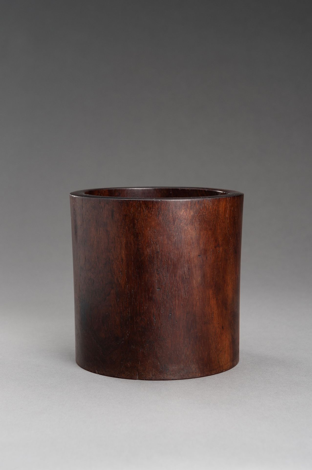 A FINE WOODEN BRUSHPOT, BITONG, QING - Image 2 of 9