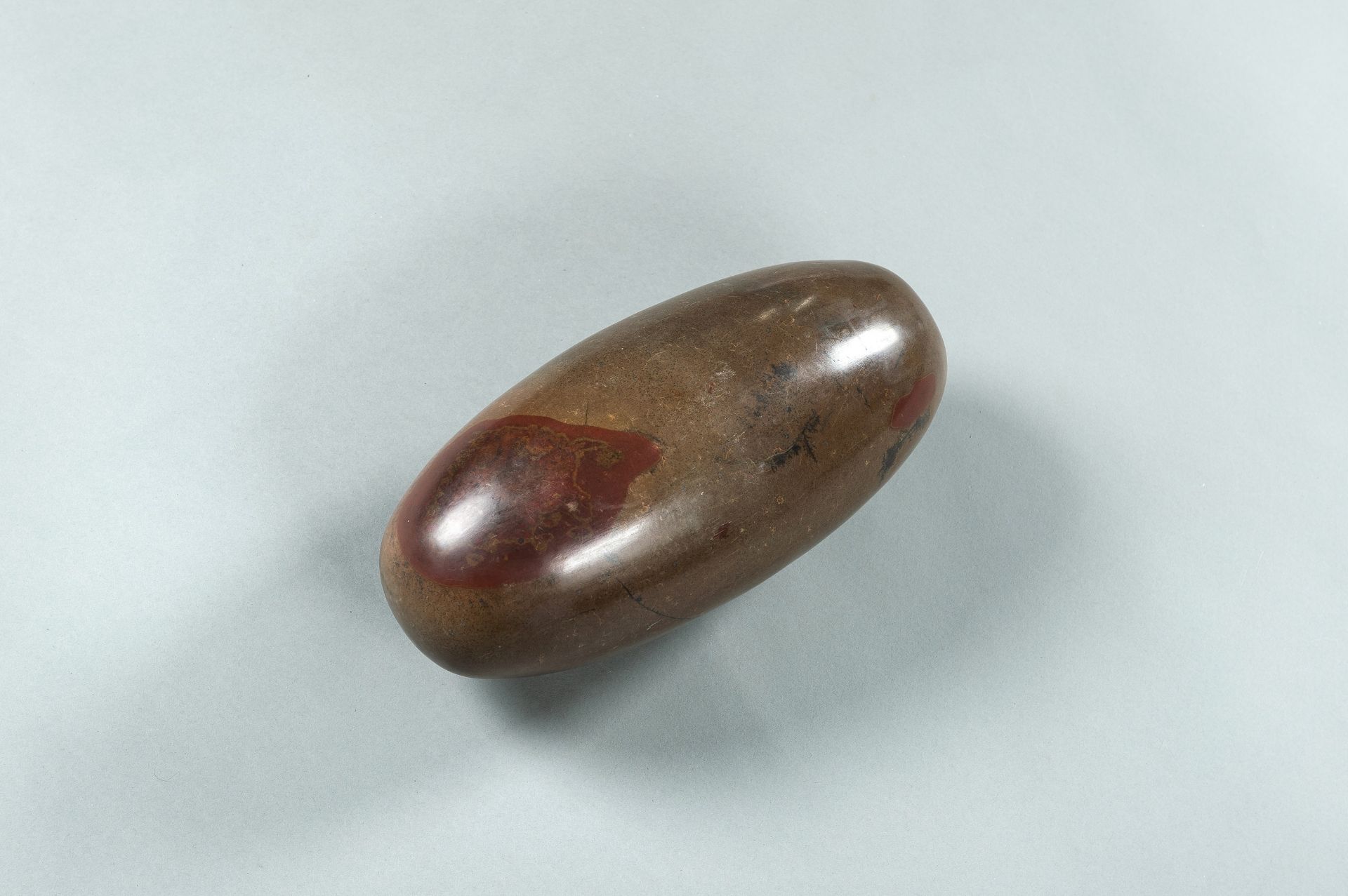 A SUPERB INDIAN STONE LINGAM, BRAHMANDA - Image 8 of 18