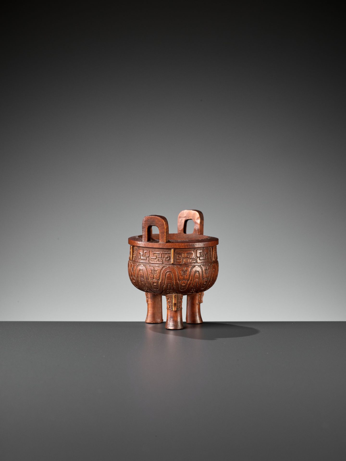 A BAMBOO 'ARCHAISTIC' MINIATURE TRIPOD CENSER, QING DYNASTY - Image 8 of 10