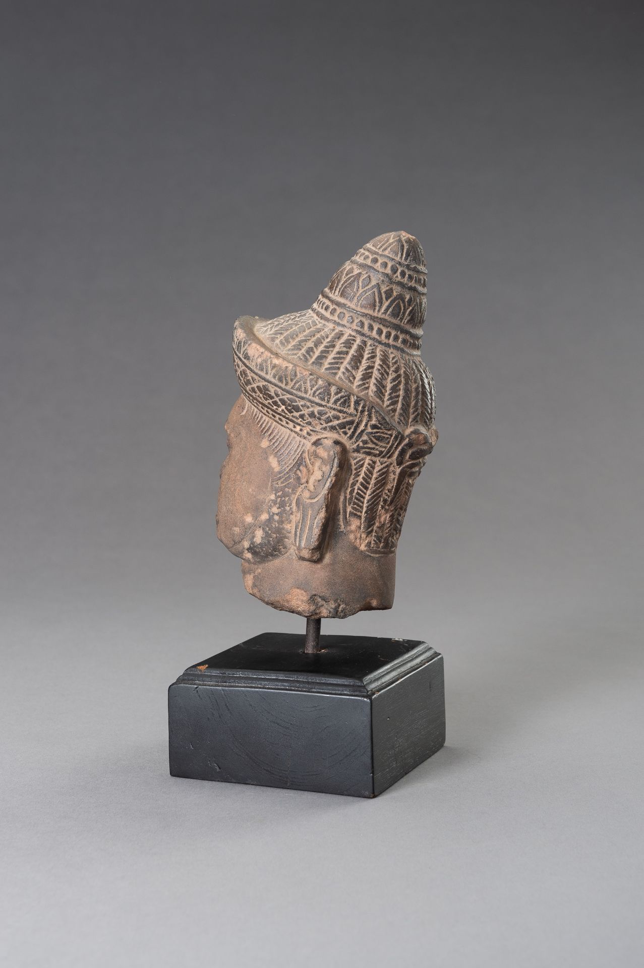 A STONEWARE MUSEUM COPY OF A KHMER HEAD - Image 5 of 11