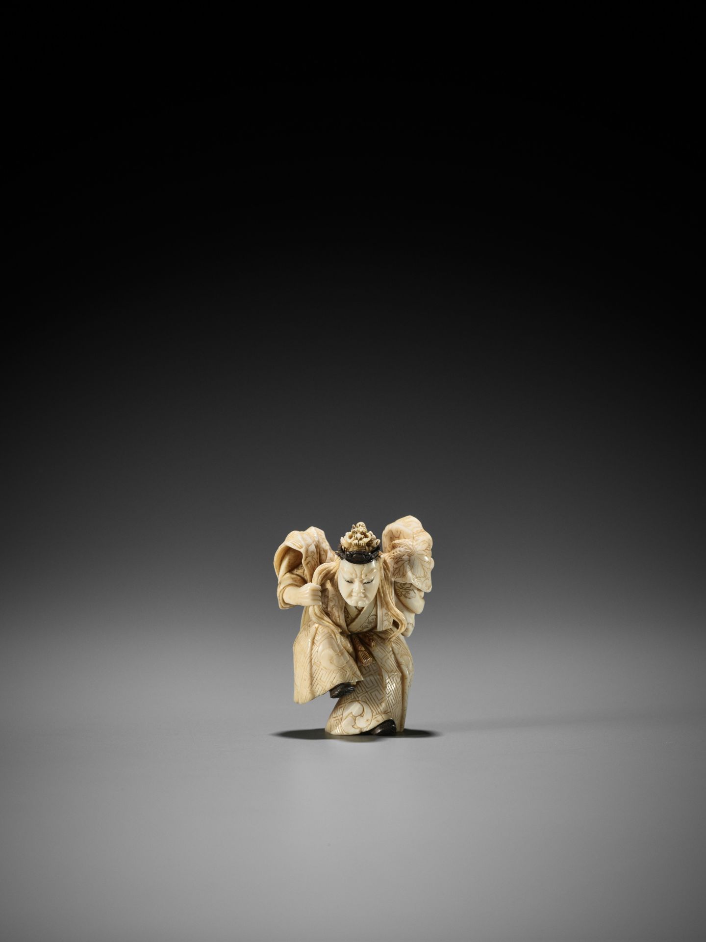 SEIZAN: A FINE TOKYO SCHOOL IVORY NETSUKE OF A GIGAKU PERFORMER - Image 3 of 13