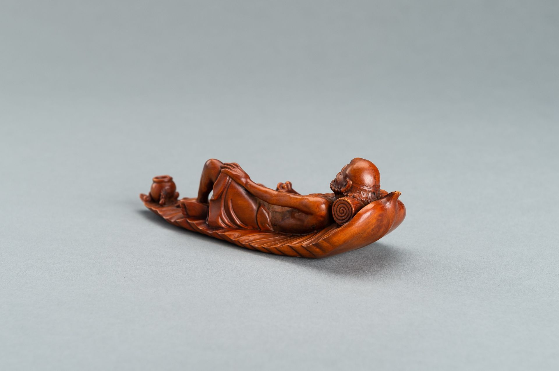 A WOOD FIGURE OF BODHIDHARMA - Image 5 of 12