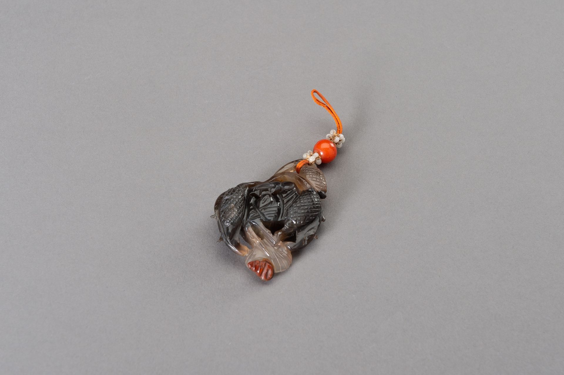AN AGATE 'CRAB' PENDANT, 18TH CENTURY - Image 7 of 8