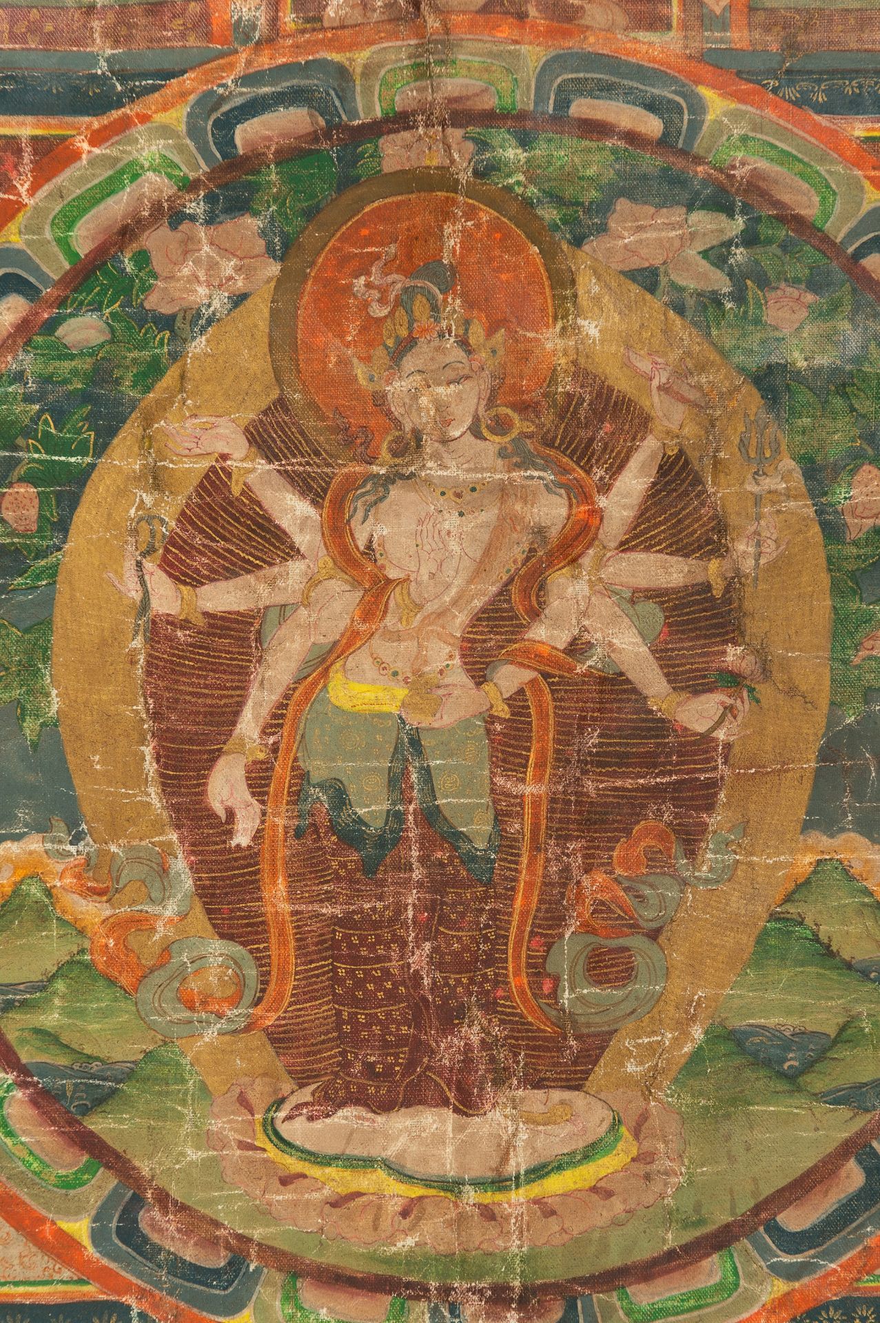 A THANGKA OF EIGHT-ARMED ARYA TARA, 17th - 18th CENTURY - Image 4 of 12