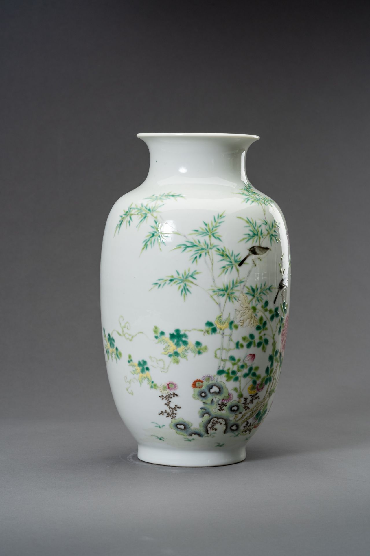 A FAMILLE ROSE 'BIRDS AND FLOWERS' OVOID VASE, HONGXIAN MARK, REPUBLIC - Image 5 of 11