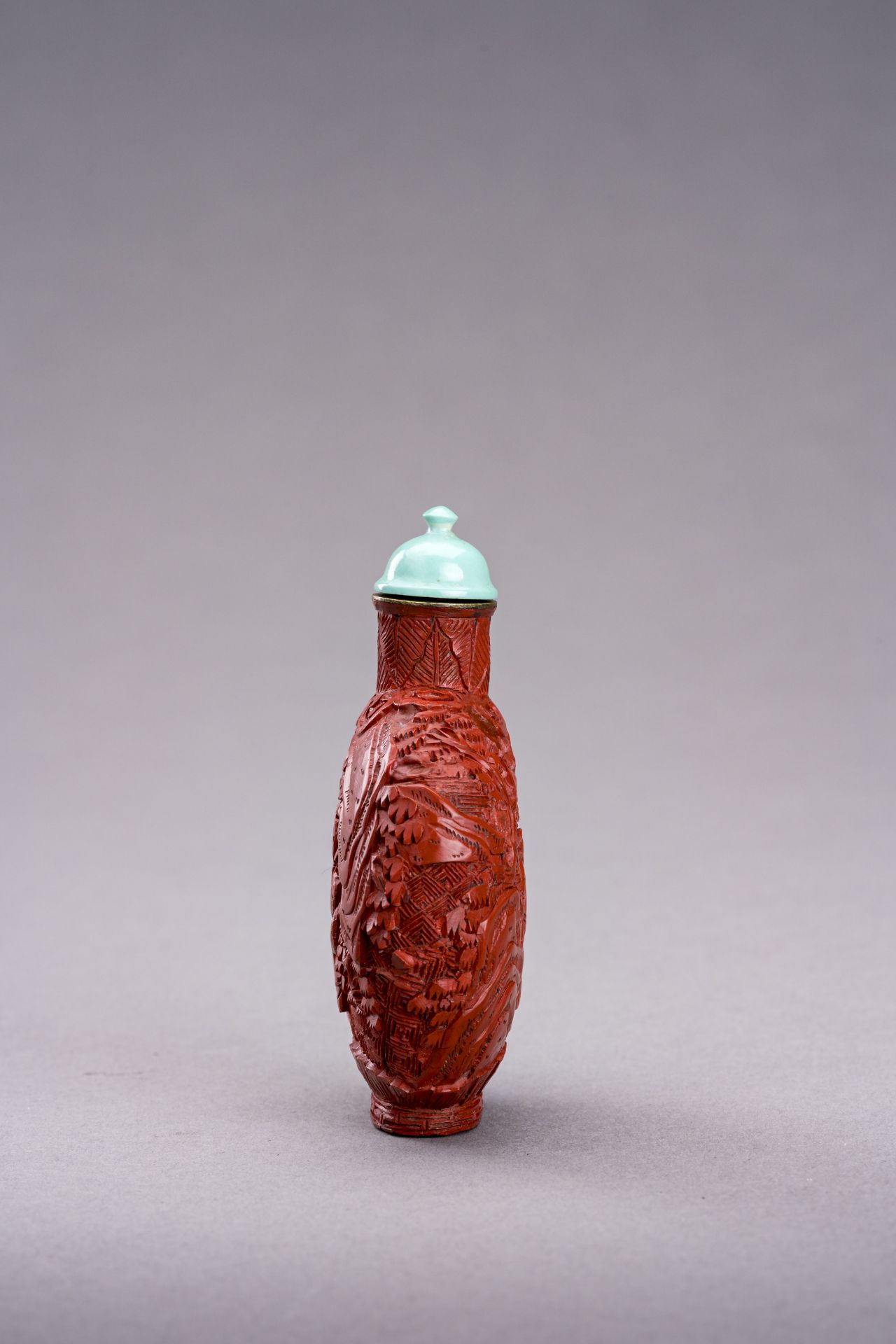 A CINNABAR LACQUER SNUFF BOTTLE, QING DYNASTY - Image 3 of 6