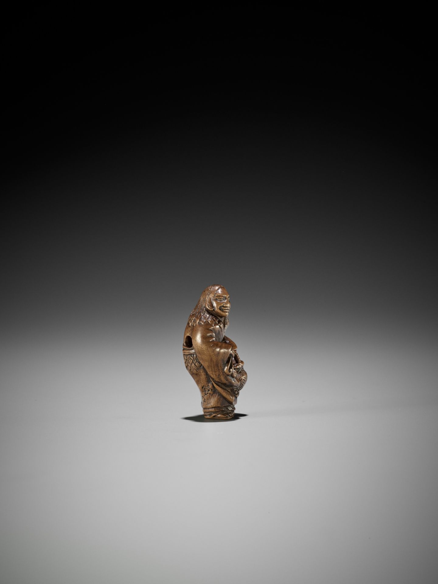 ENSAI: A VERY RARE WOOD NETSUKE OF TSURU SENNIN - Image 8 of 10