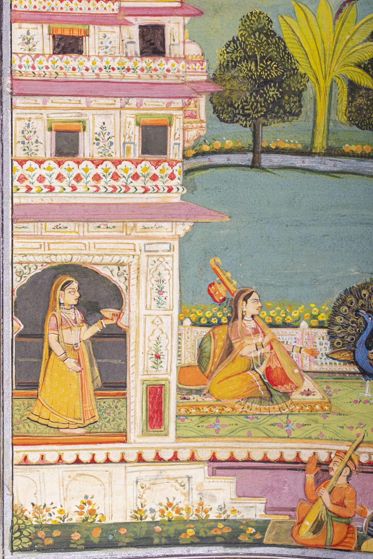 AN INDIAN MINIATURE PAINTING WITH A PALACE GARDEN SCENE - Bild 2 aus 6