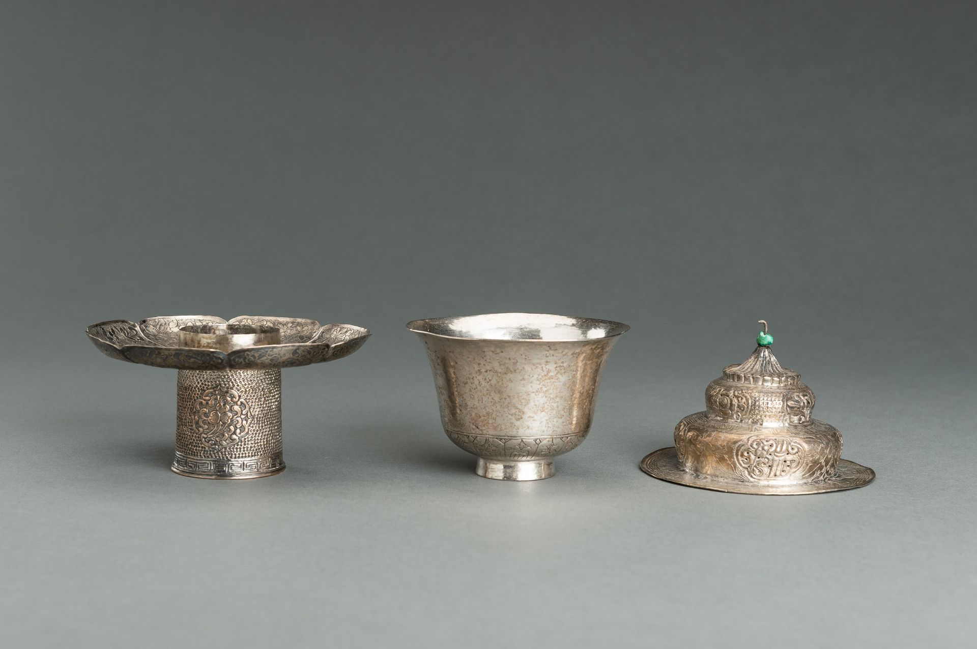A TIBETAN SILVER BUTTER TEA SET, 19th CENTURY - Image 7 of 9