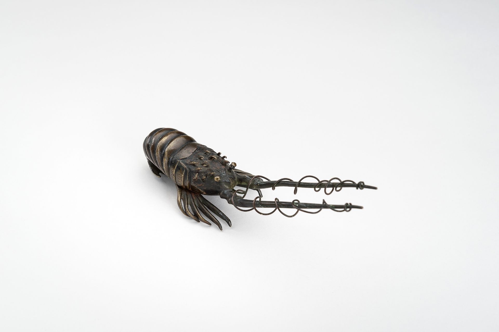 A BRONZE OKIMONO OF A SPINY LOBSTER, MEIJI - Bild 6 aus 13